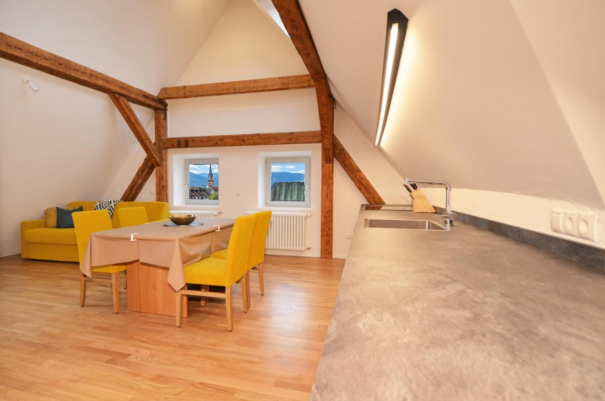 Aurturist Brunico Apartman Szoba fotó