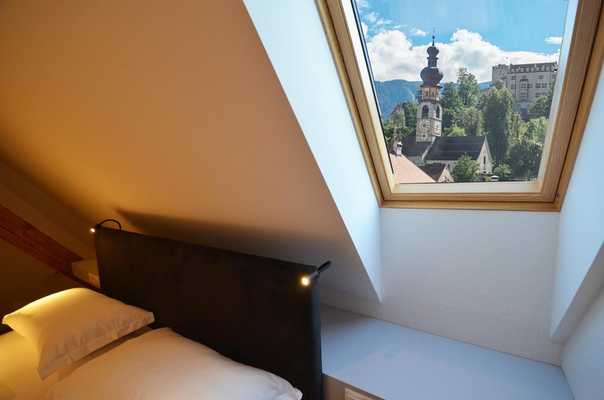 Aurturist Brunico Apartman Szoba fotó